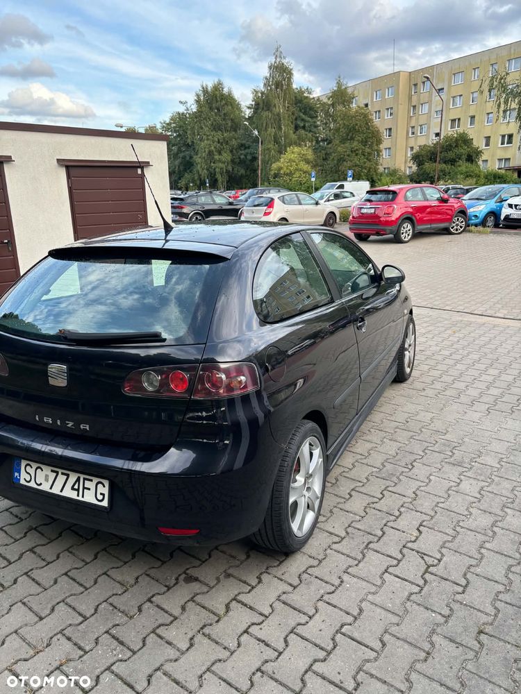 Seat Ibiza SC 1.4 16V Entry - 4
