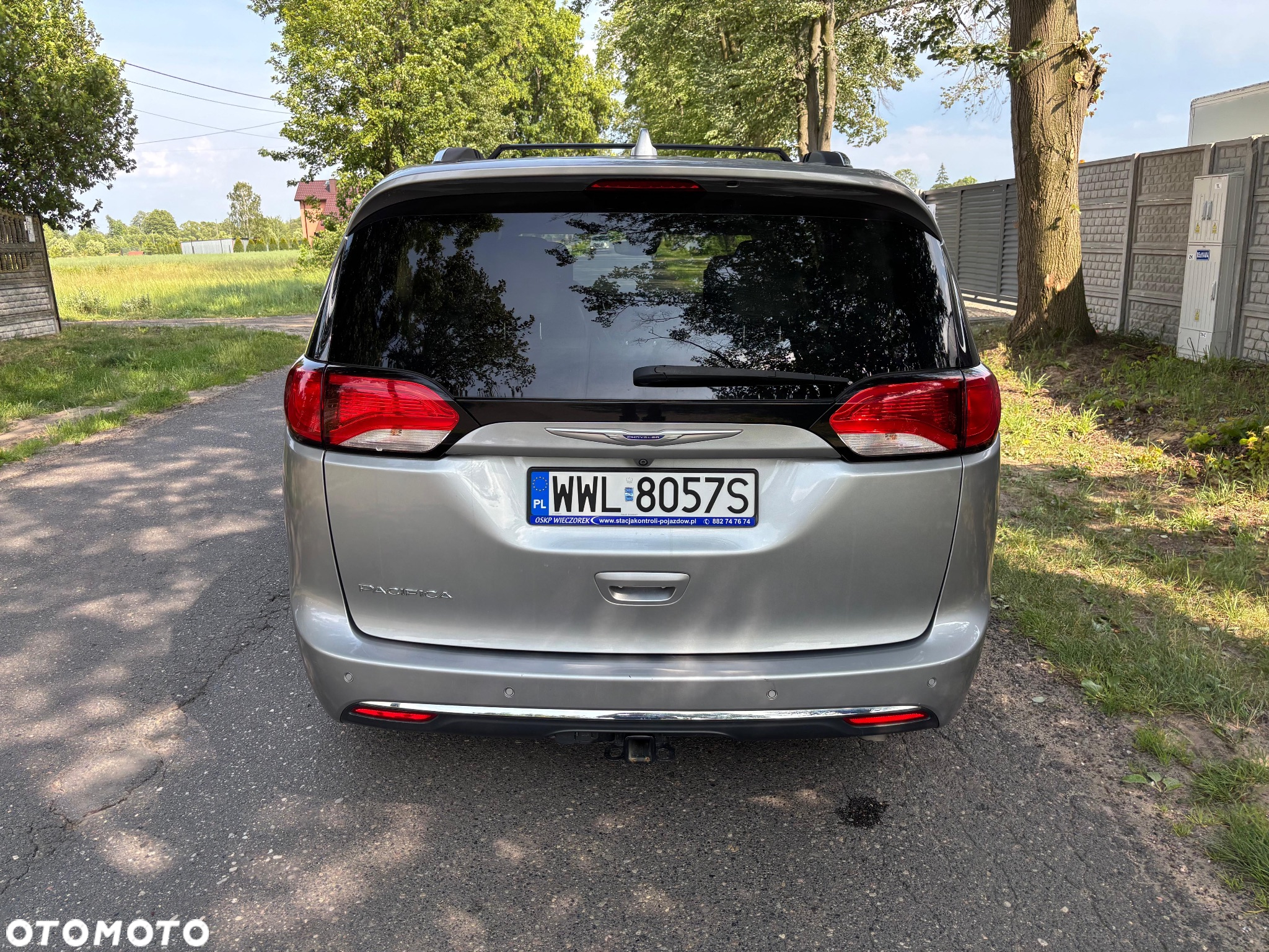 Chrysler Pacifica - 5