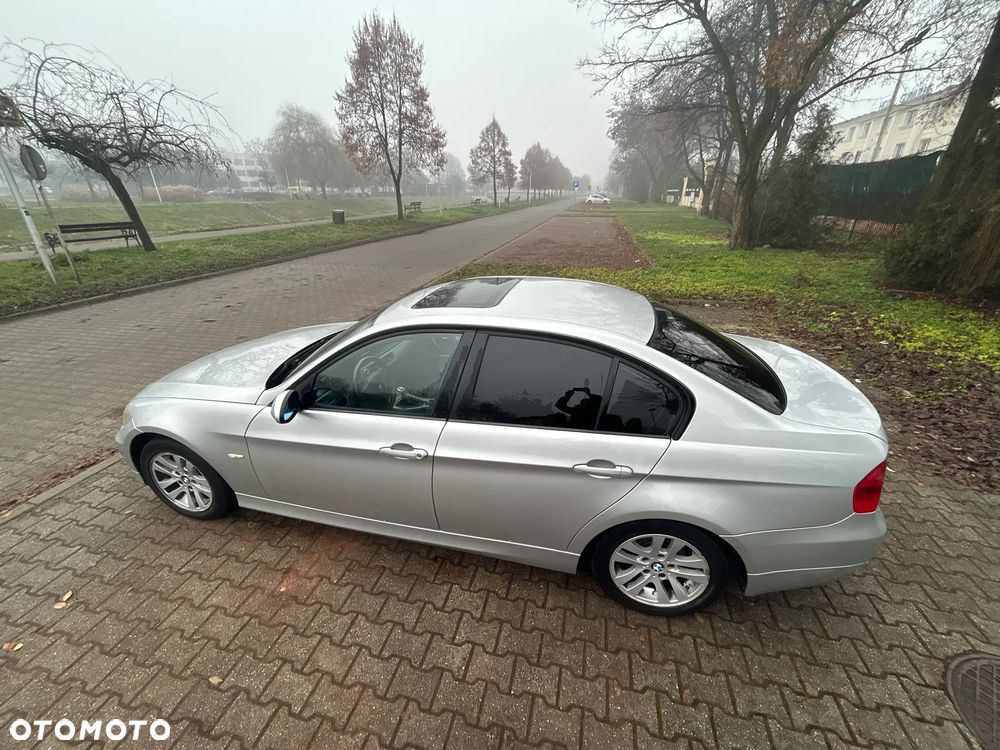 BMW Seria 3 - 12