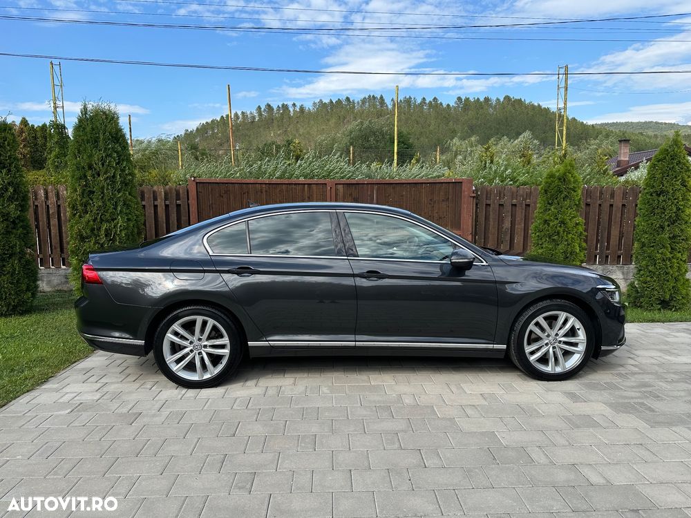 Volkswagen Passat - 2
