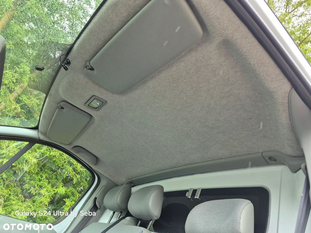 Opel Vivaro - 13