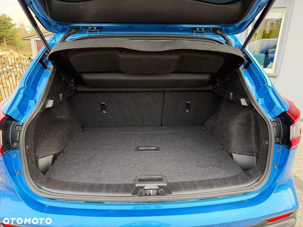 Nissan Qashqai 1.3 DIG-T N-Connecta DCT - 11