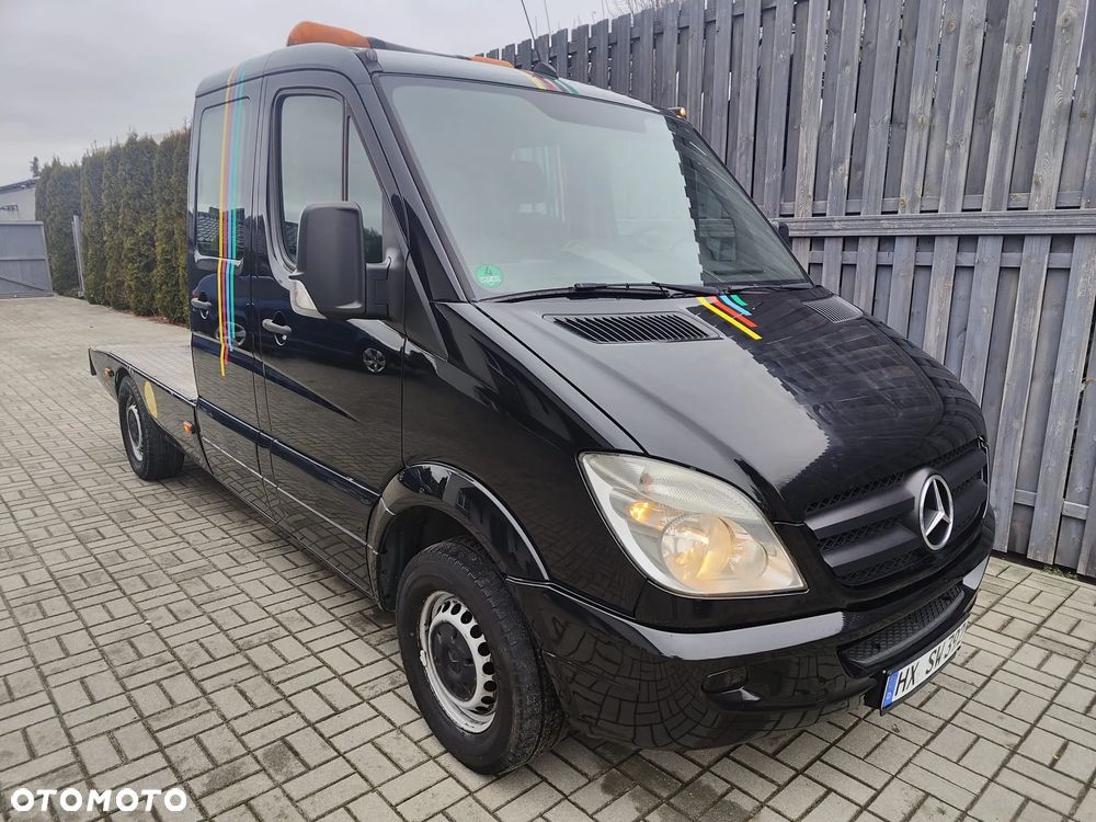 Mercedes-Benz Sprinter - 2