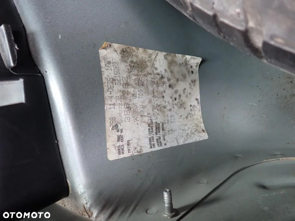 CZĘŚCI - Vw Passat B5 1,9 TDI 130KM AVF FILM 6B HHQ LIFT KOMBI lakier LA7T 2005r. INDEX - 9679 - 6