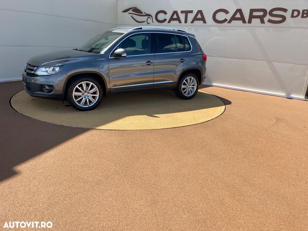 Volkswagen Tiguan 2.0 TDI SCR BlueMotion Technology Lounge Sport & Style - 5
