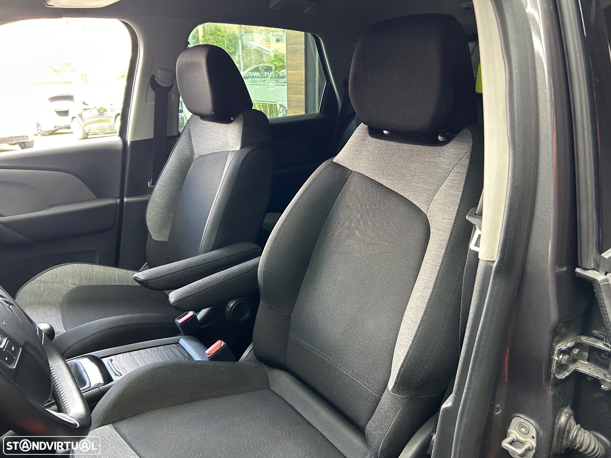 Citroën C4 Spacetourer BlueHDi 120 Stop&Start SELECTION - 33
