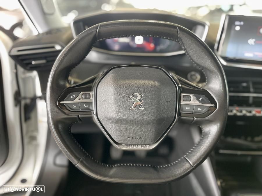 Peugeot 2008 1.2 PureTech Allure Pack - 11