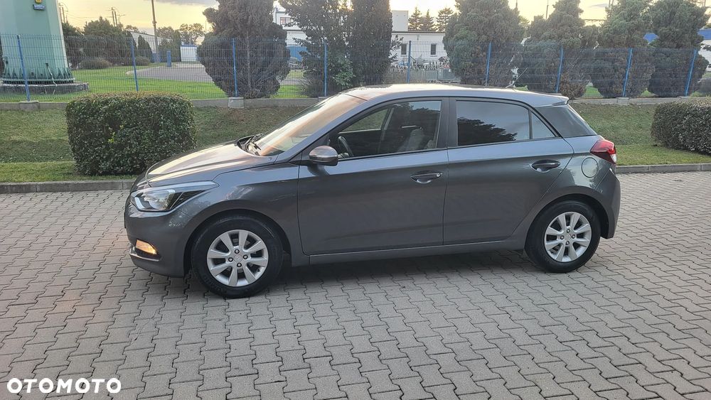 Hyundai I20 2015 photo 5