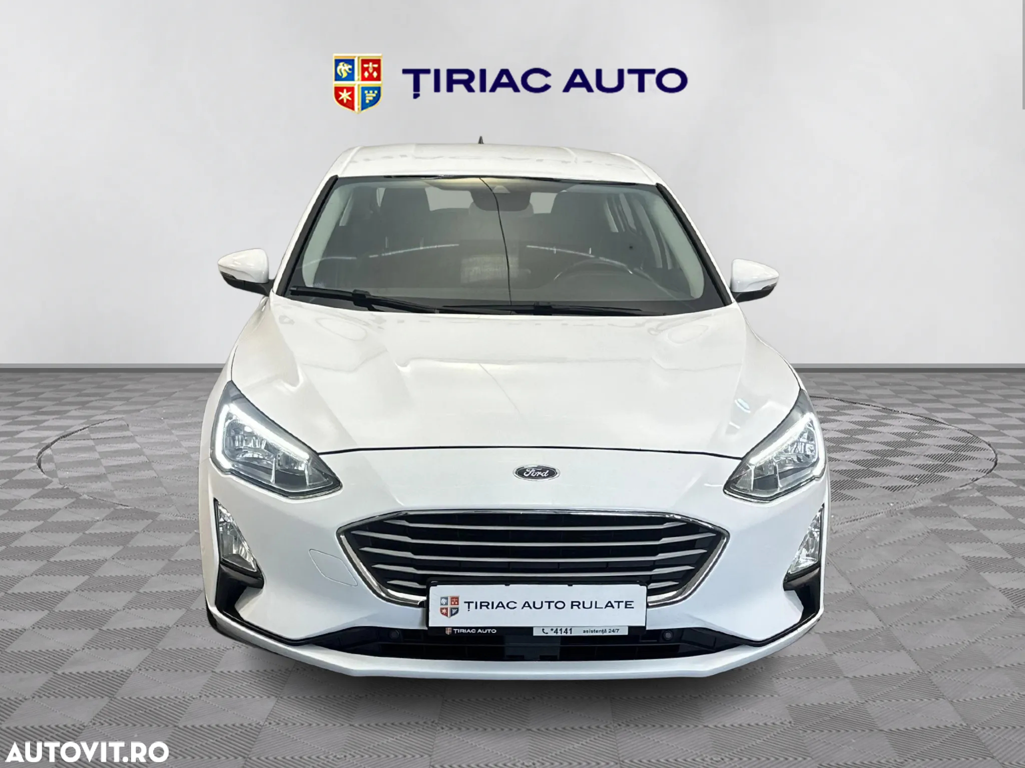 Ford Focus - 8