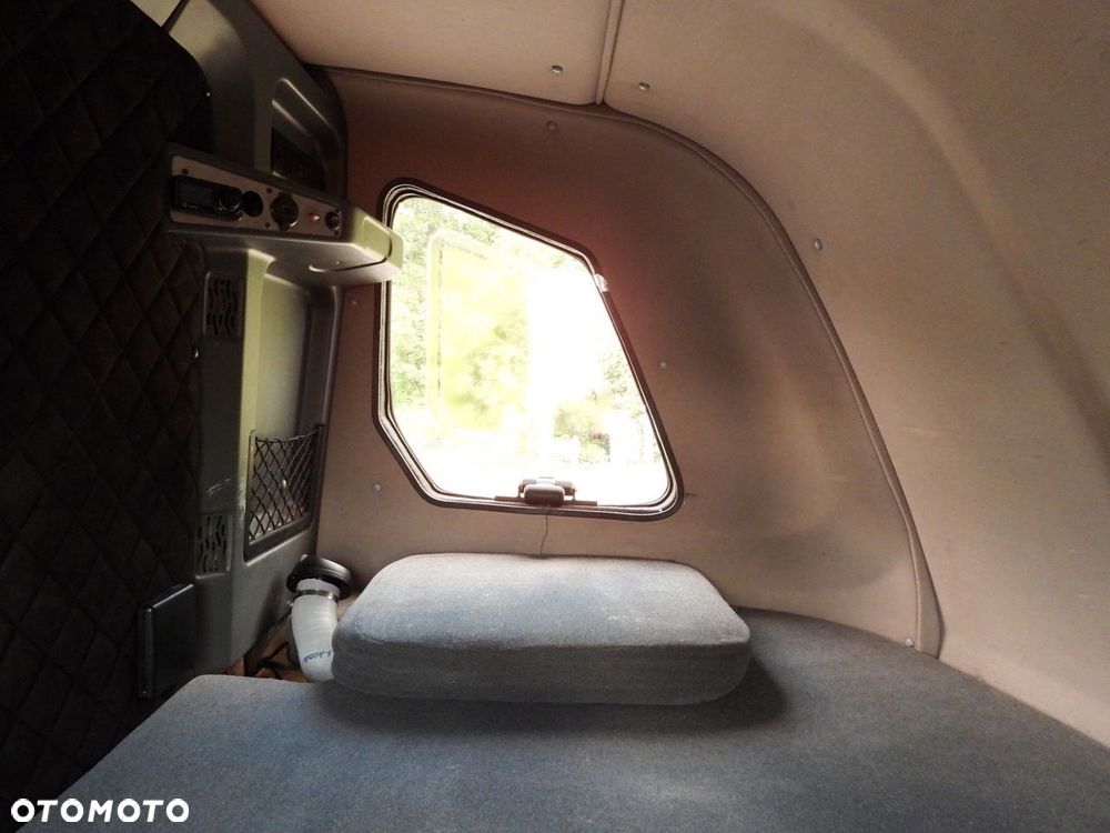 Iveco DAILY 35S18 PLANDEKA 10 PALET WEBASTO TEMPOMAT NAWIGACJA LEDY KLIMATYZACJA  180KM - 41