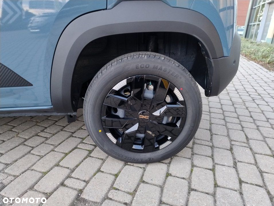 Dacia Spring - 9