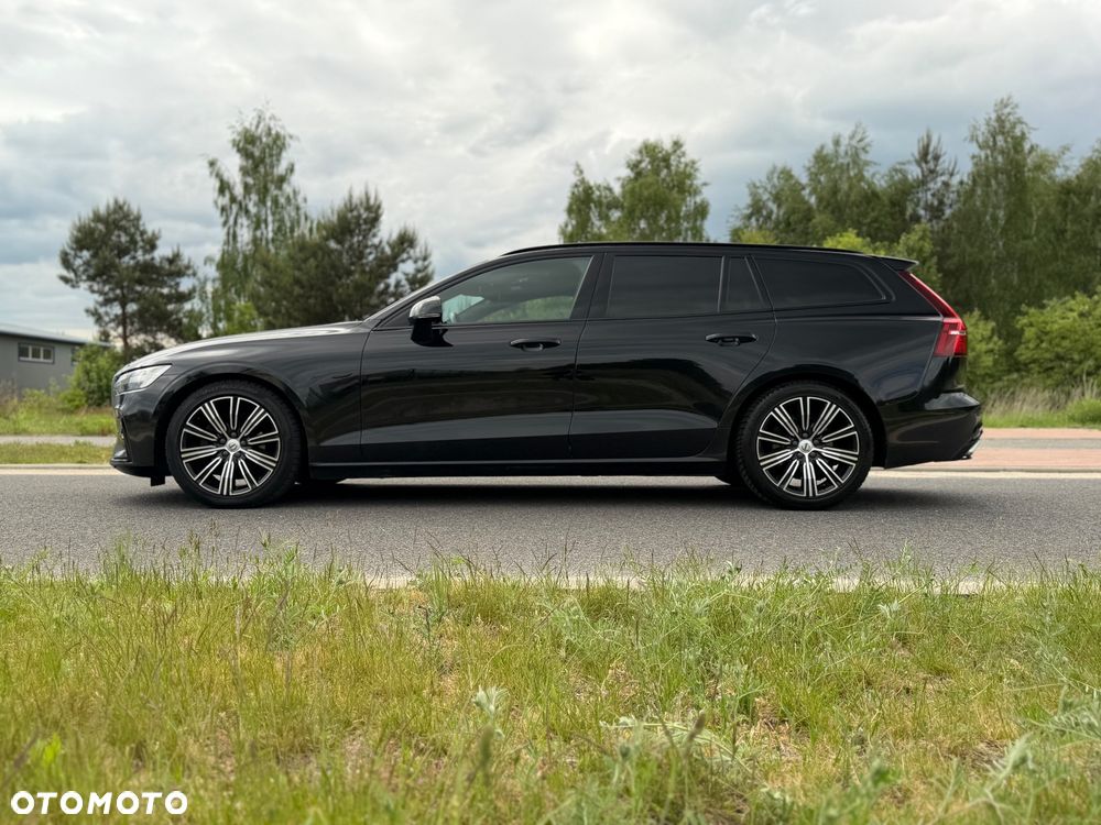 Volvo V60 D4 Geartronic R-Design - 23