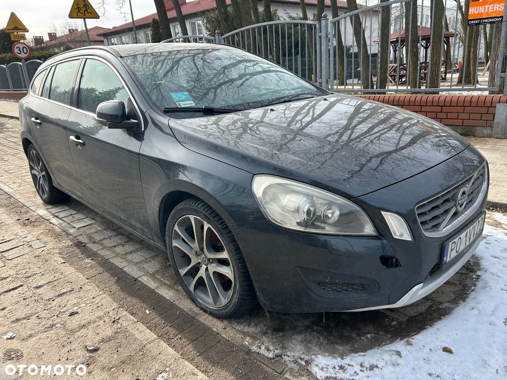 Volvo V60 D3 Momentum - 4