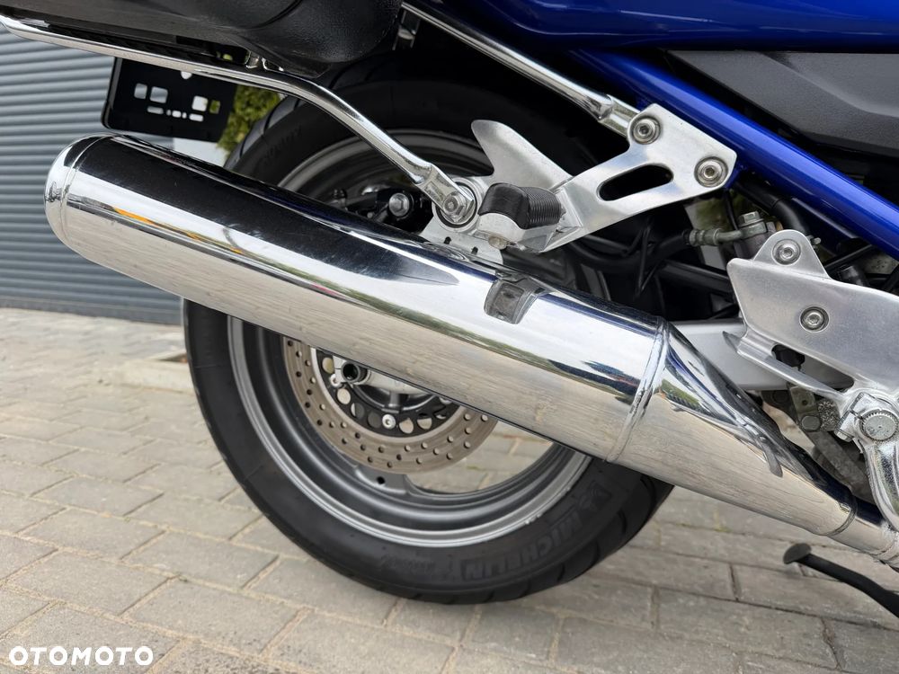 Yamaha XJ - 28