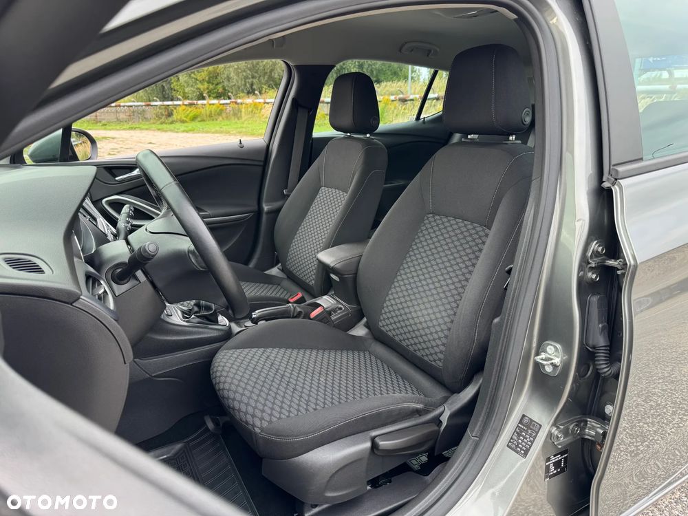 Opel Astra 1.4 Turbo Innovation - 4
