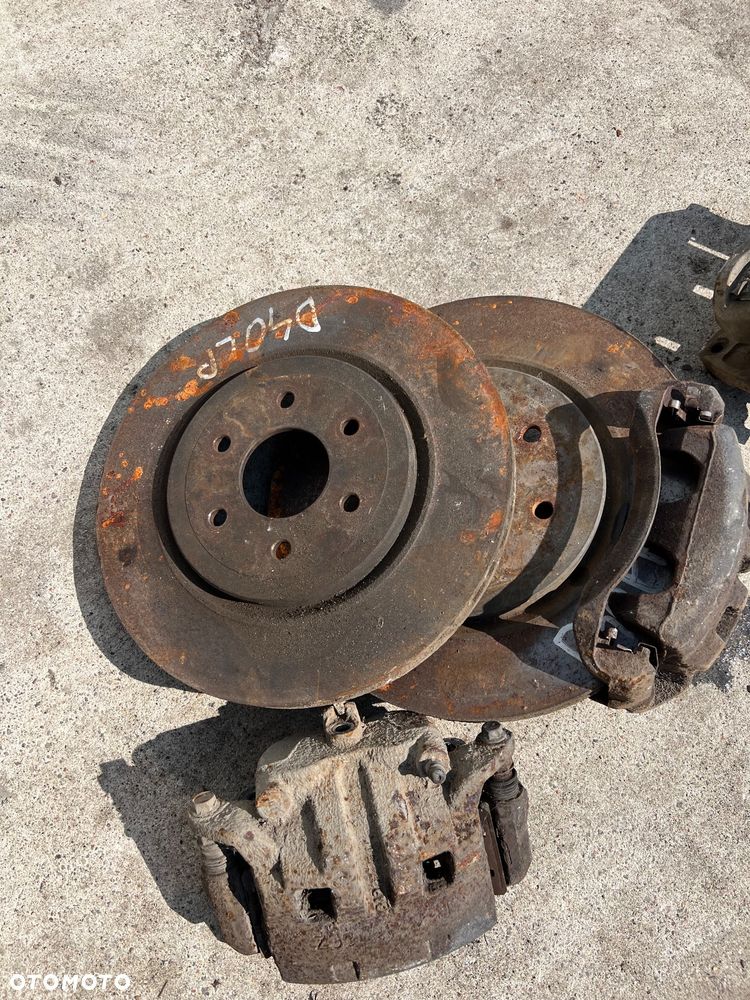 Hamulce przednie 320mm tarcze zaciski Nissan Navara d40 - 1