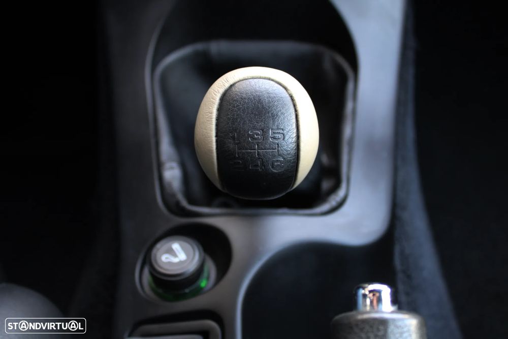 Alfa Romeo Spider 2.0 Twin Spark Base - 37