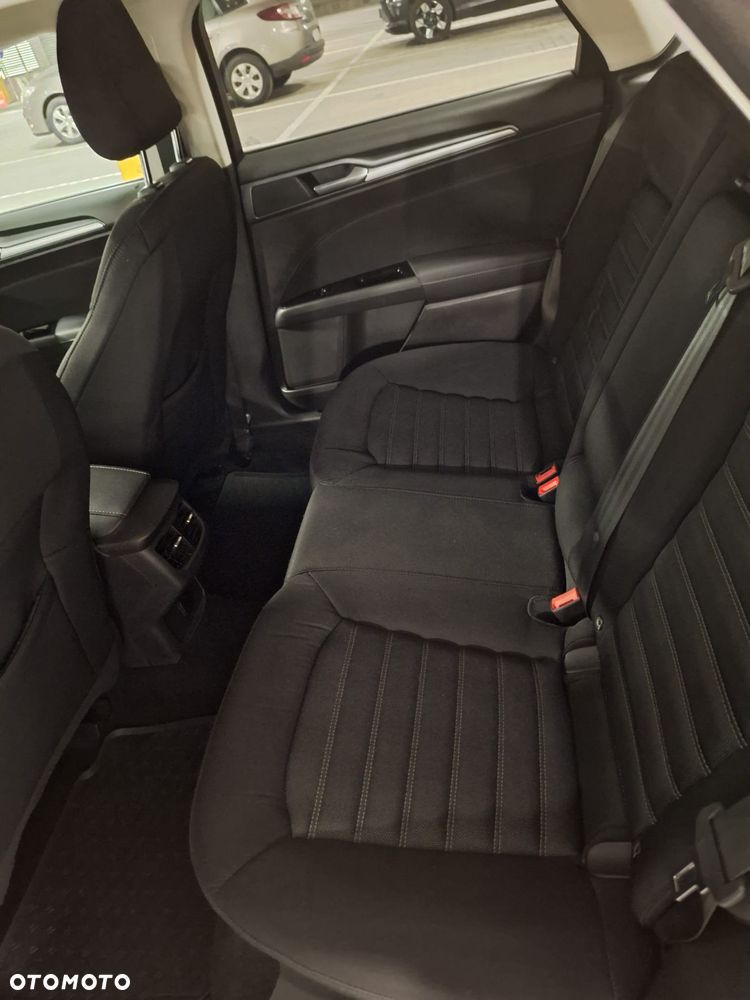 Ford Mondeo 2.0 TDCi Trend PowerShift - 26