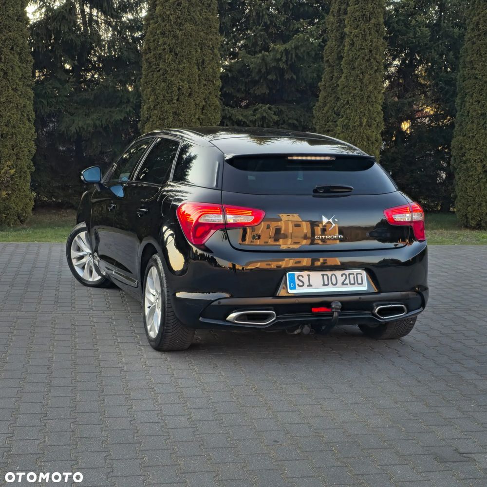 Citroën DS5 HDi 165 Chic - 11