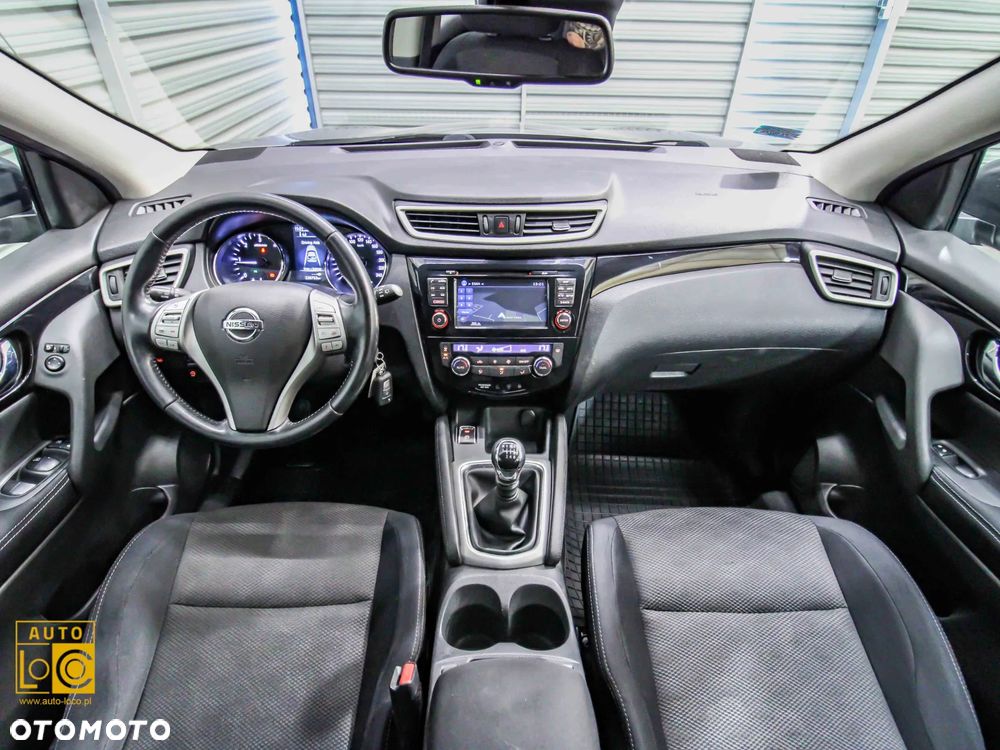 Nissan Qashqai 1.6 DCi ALL-MODE 4x4i N-Connecta - 4