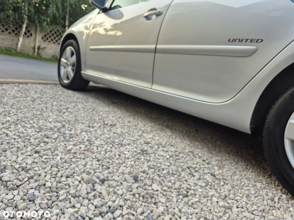 Volkswagen Golf 1.6 United - 16