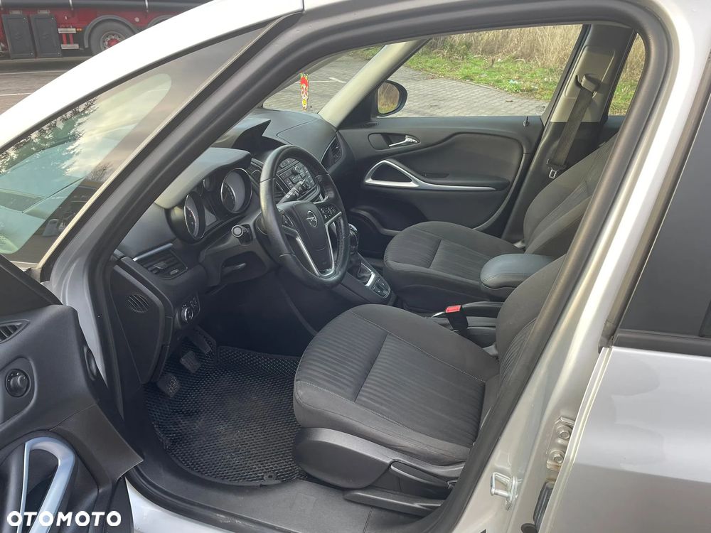 Opel Zafira Tourer 1.4 Turbo Business Edition - 12