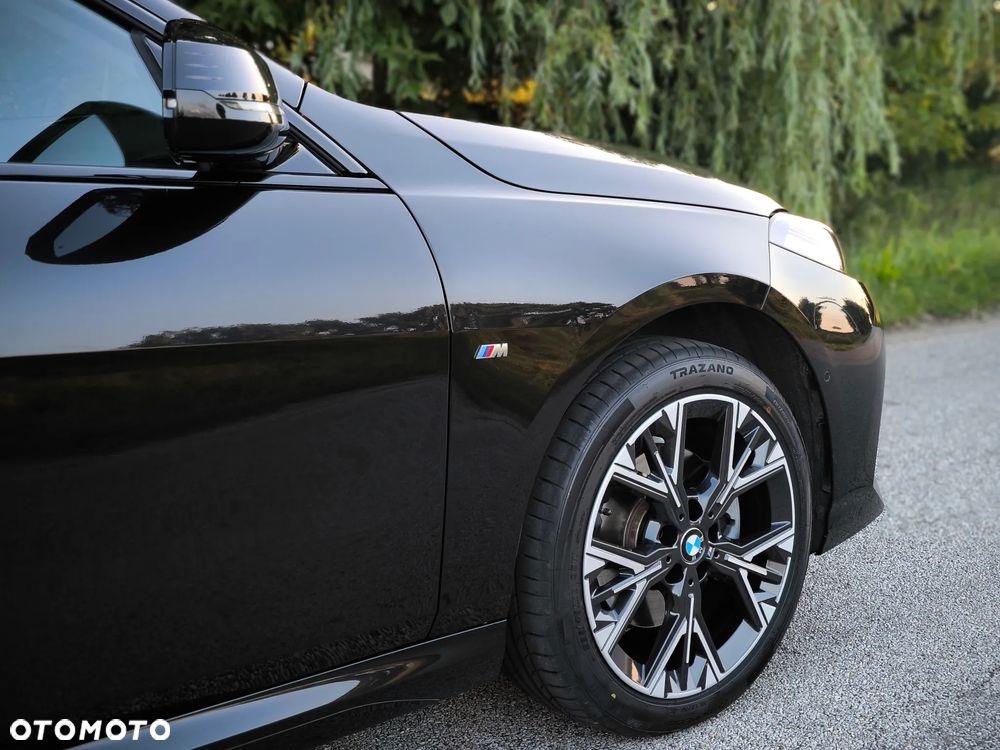 BMW Seria 2 220i mHEV - 14