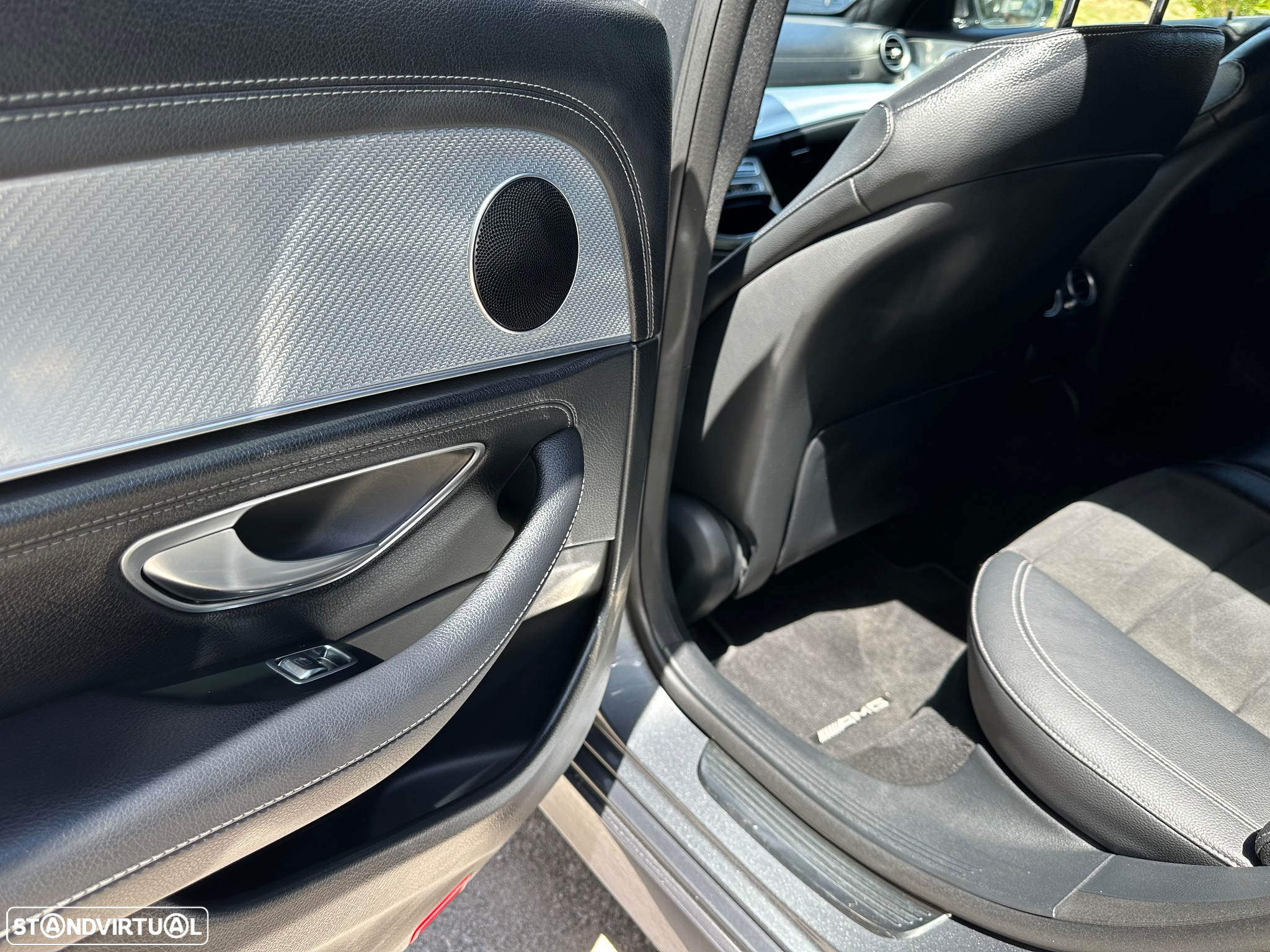 Mercedes-Benz E 300 de AMG Line - 23