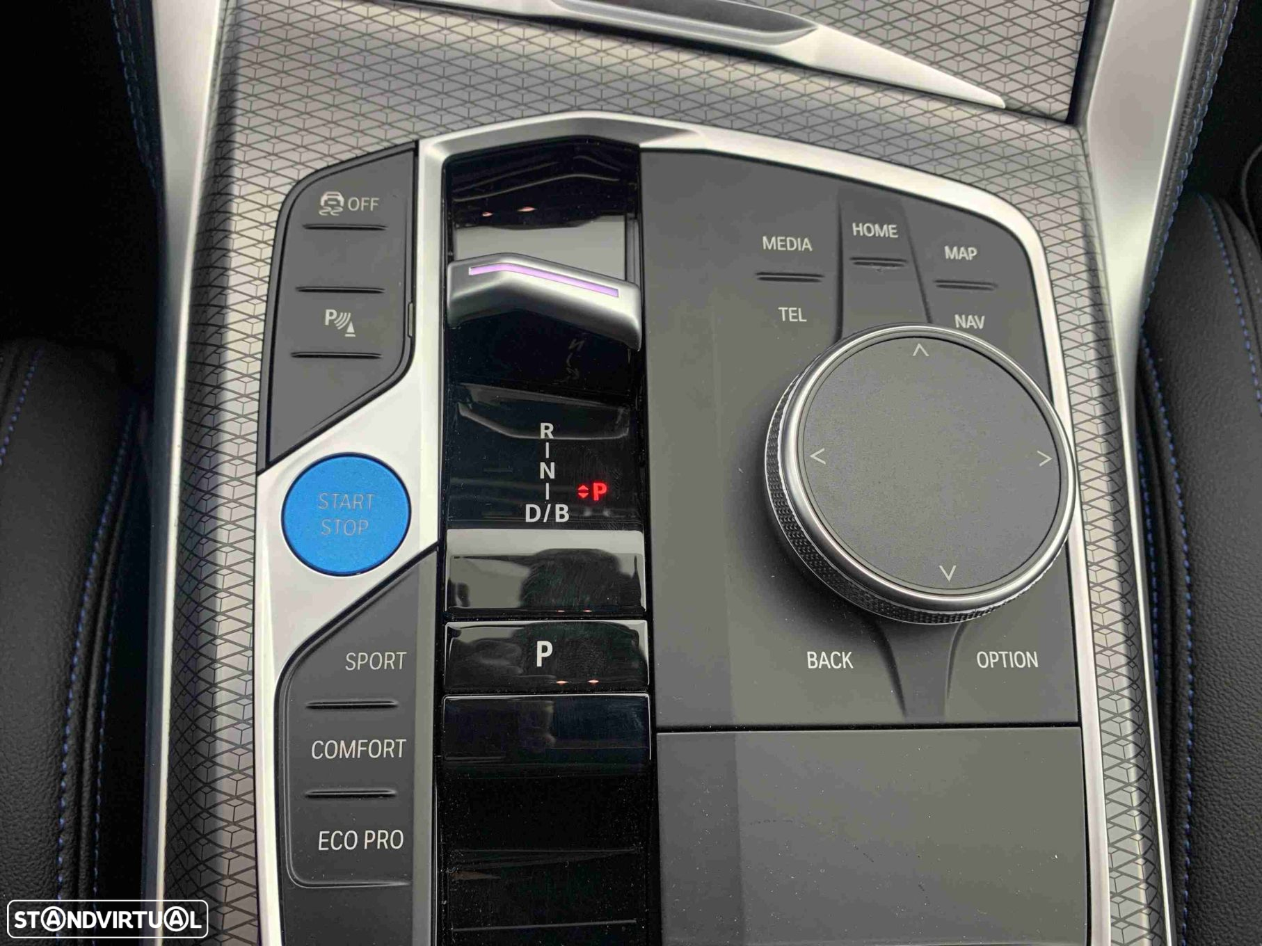 BMW i4 eDrive40 Desportiva M - 10