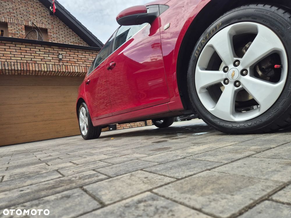 Chevrolet Cruze 1.8 LTZ+ - 15