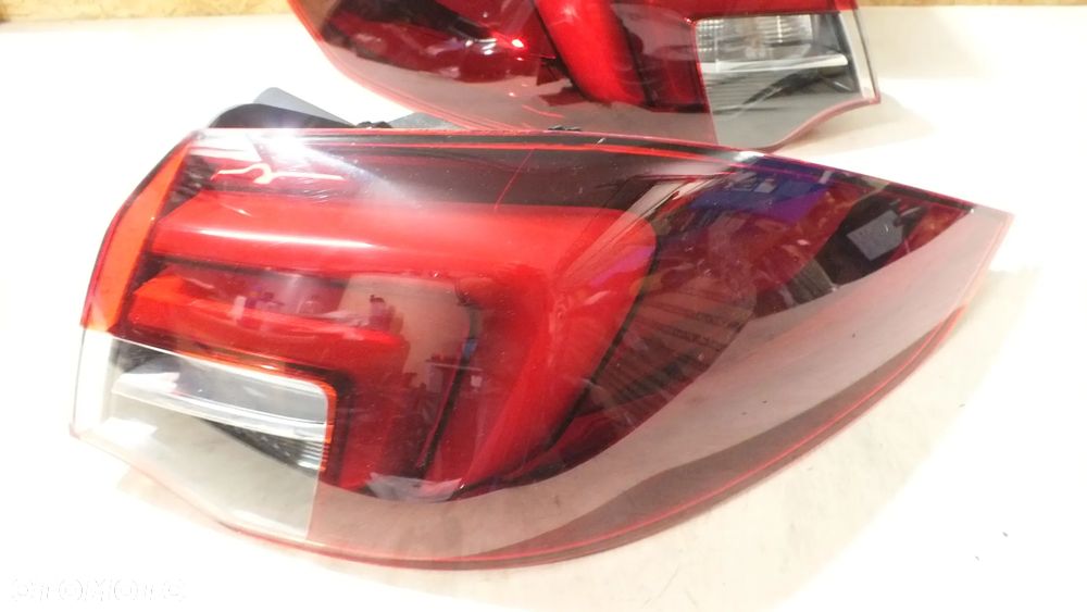 Lampa tylna lewa prawa Opel Insignia B HB - 3