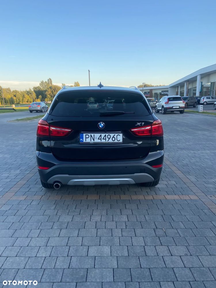 BMW X1 sDrive18d - 6