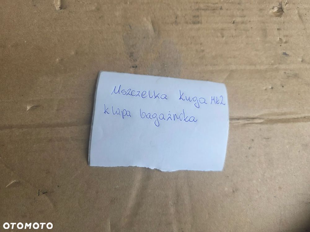 Uszczelka klapy bagażnika Ford Kuga II MK2 - 4