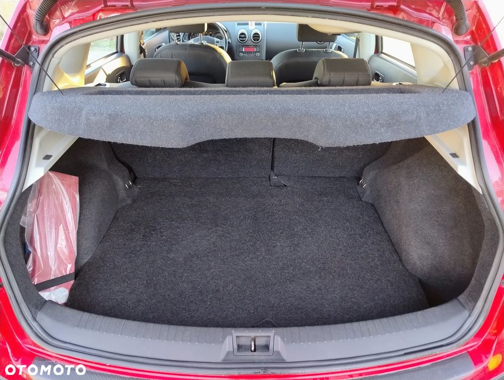 Nissan Qashqai 1.6 visia - 17