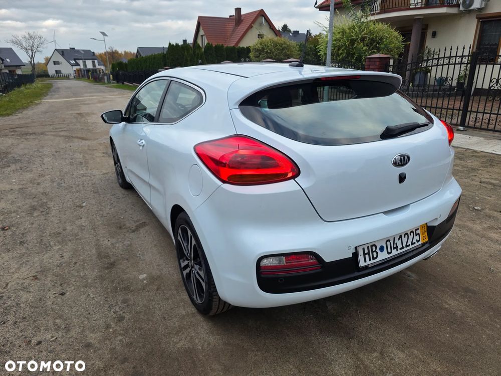 Kia Ceed - 3