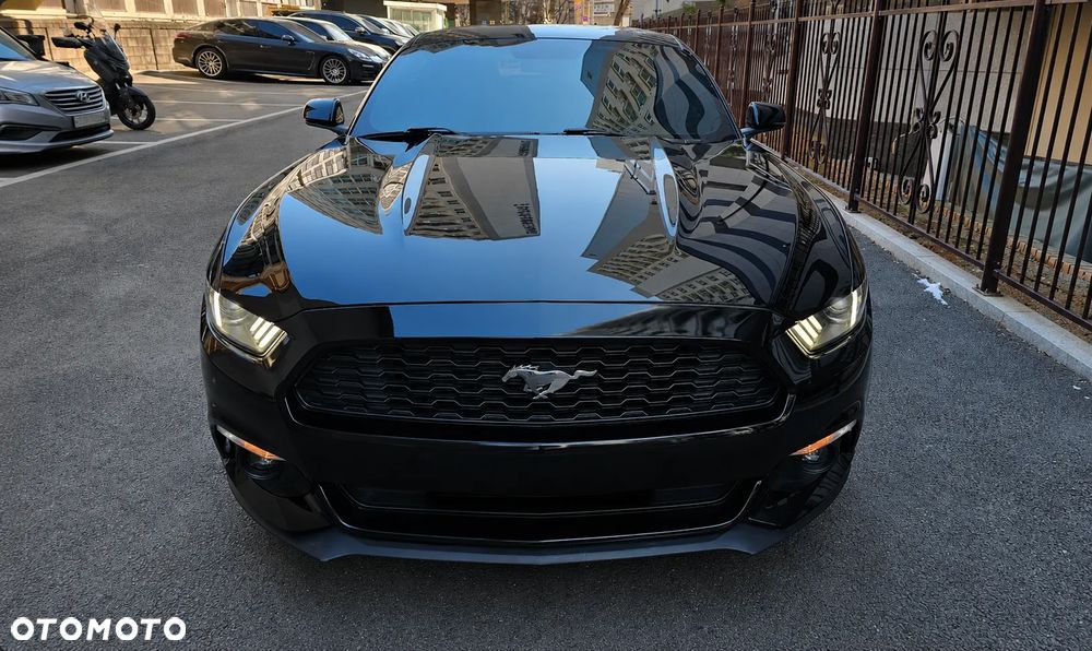 Ford Mustang 5.0 V8 GT - 3