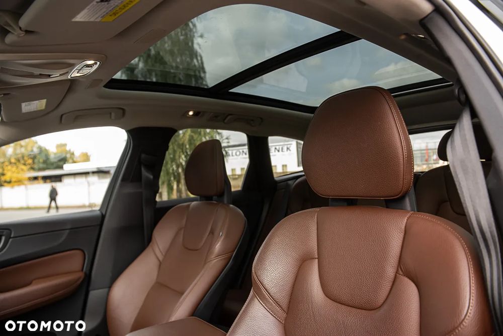 Volvo XC 60 - 19
