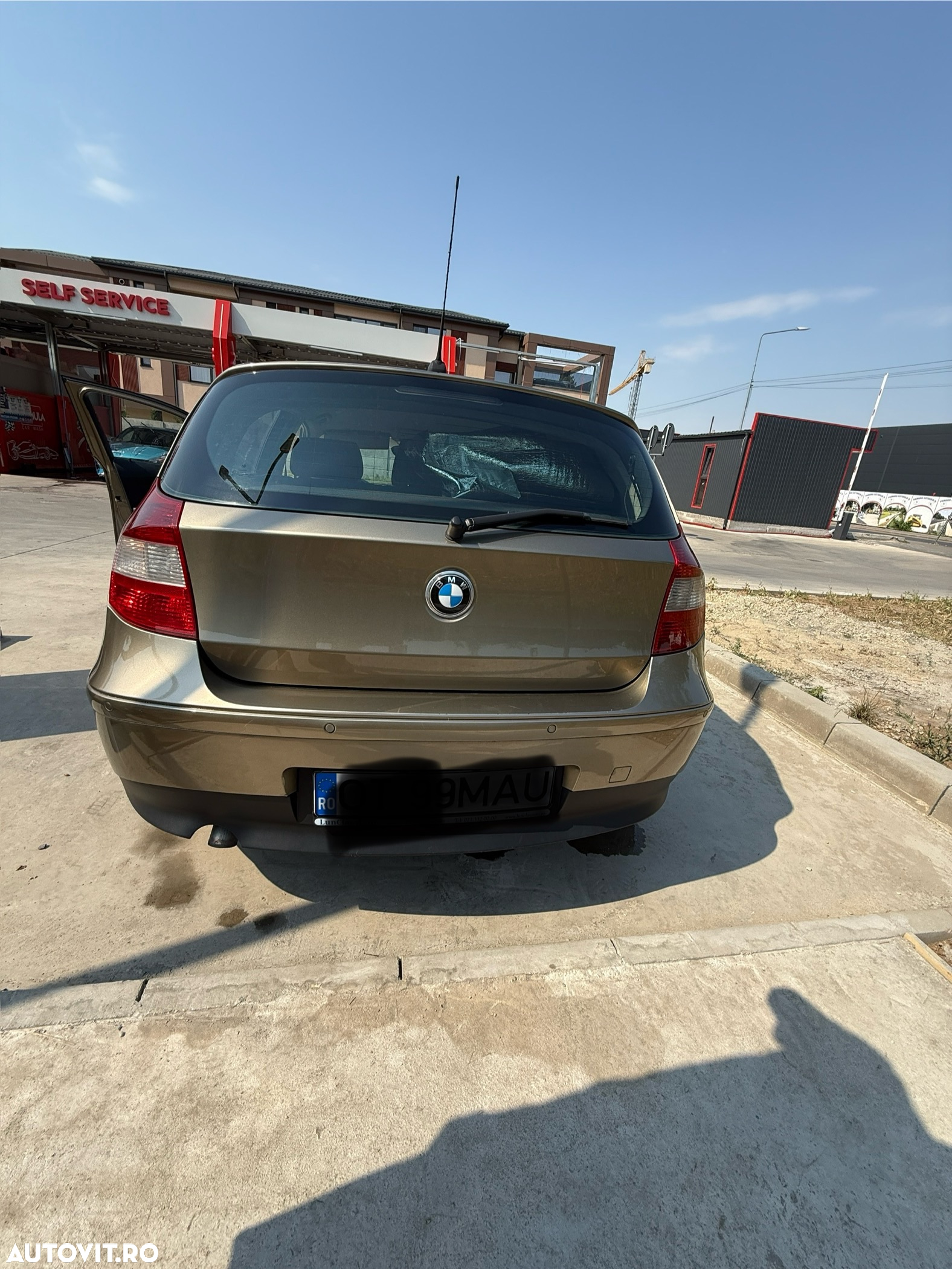 BMW Seria 1 118d - 6