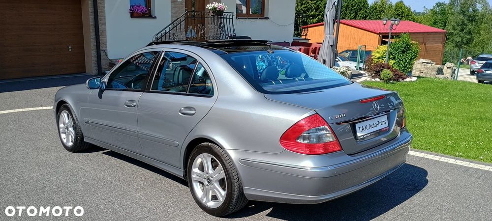 Mercedes-Benz Klasa E 300 BLUETEC Avantgarde - 20