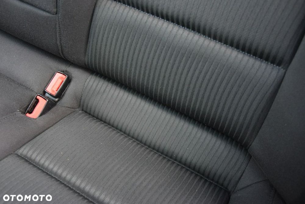 Audi A4 Limousine - 22