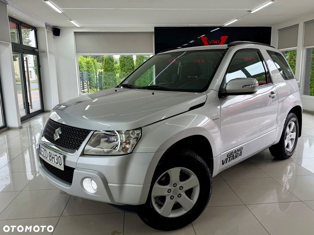 Suzuki Grand Vitara 1.6 Black&White - 12