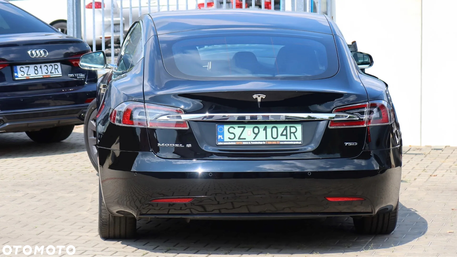 Tesla Model S Dual Motor Allradantrieb - 9