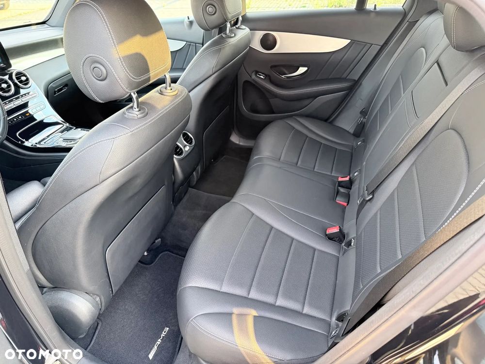 Mercedes-Benz GLC 220 d - 13