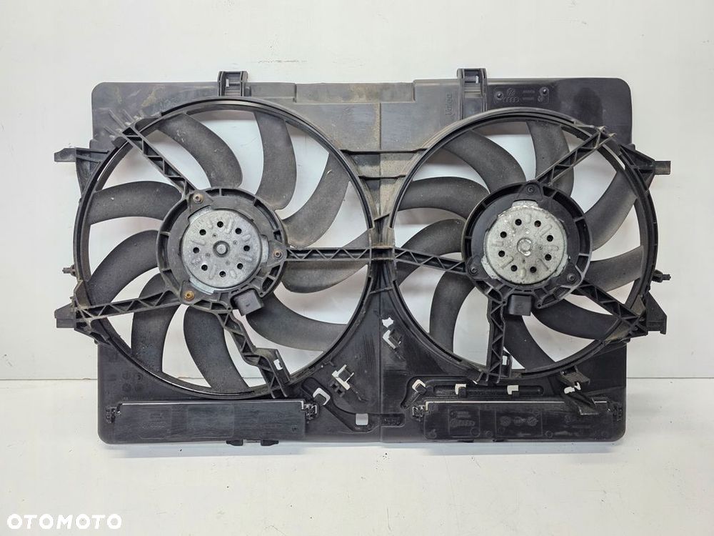 WENTYLATORY WENTYLATORY + OBUDOWA AUDI A4 B8 A5 8T Q5 8R 8K0121003M 1/25 - 5
