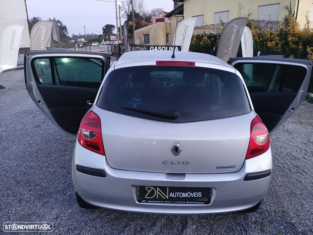 Renault Clio 1.2 16V Dynamique S - 6