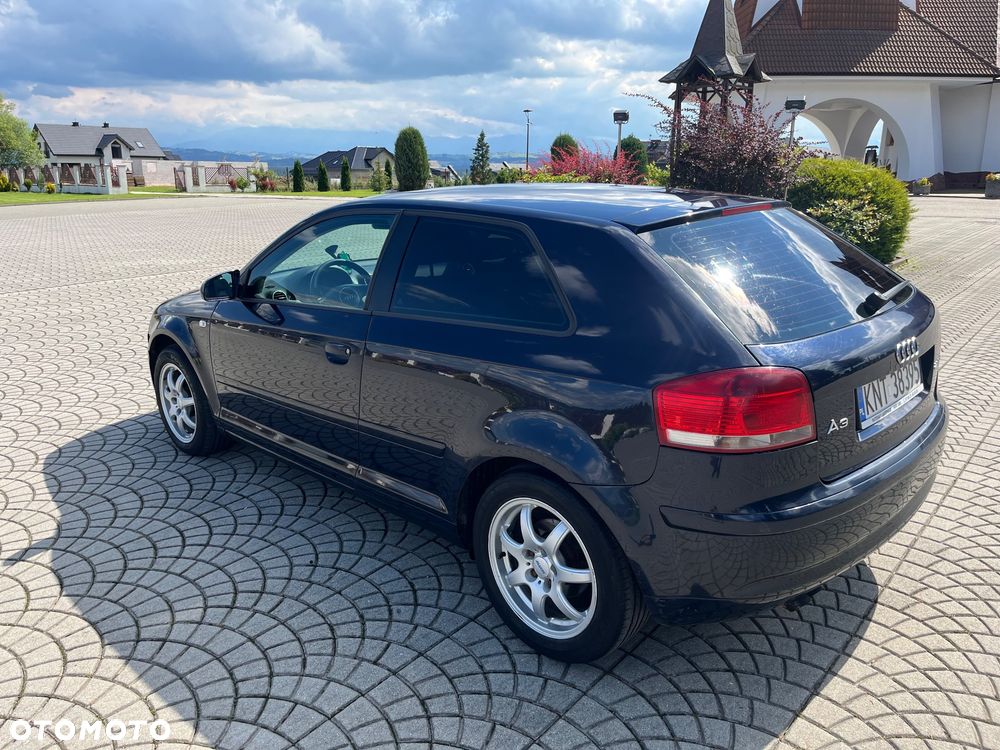 Audi A3 3-drzwiowe 2.0 TDI Ambiente - 2