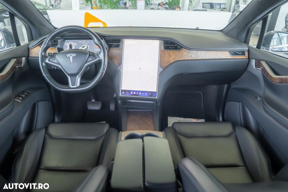 Tesla Model X Signature P90D Allradantrieb - 24