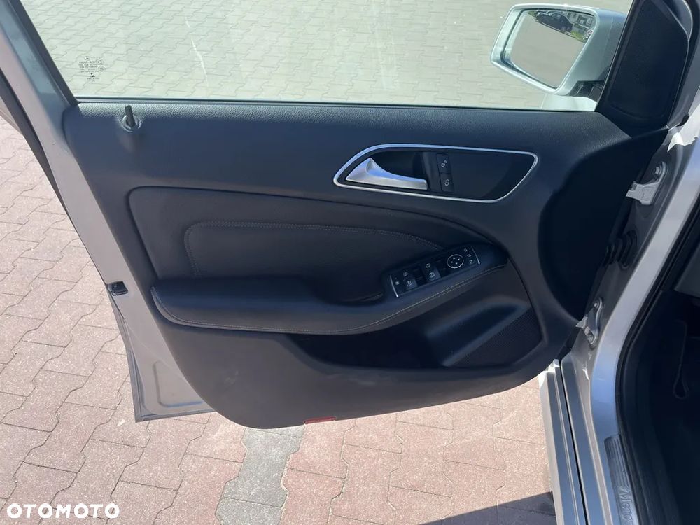 Mercedes-Benz Klasa B 180 CDI - 15