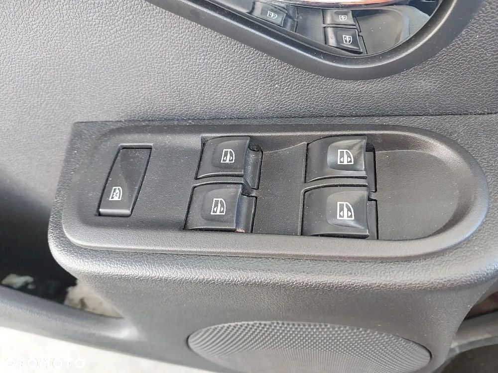 Dacia Duster 1.2 TCe Prestige S&S EU6 - 12