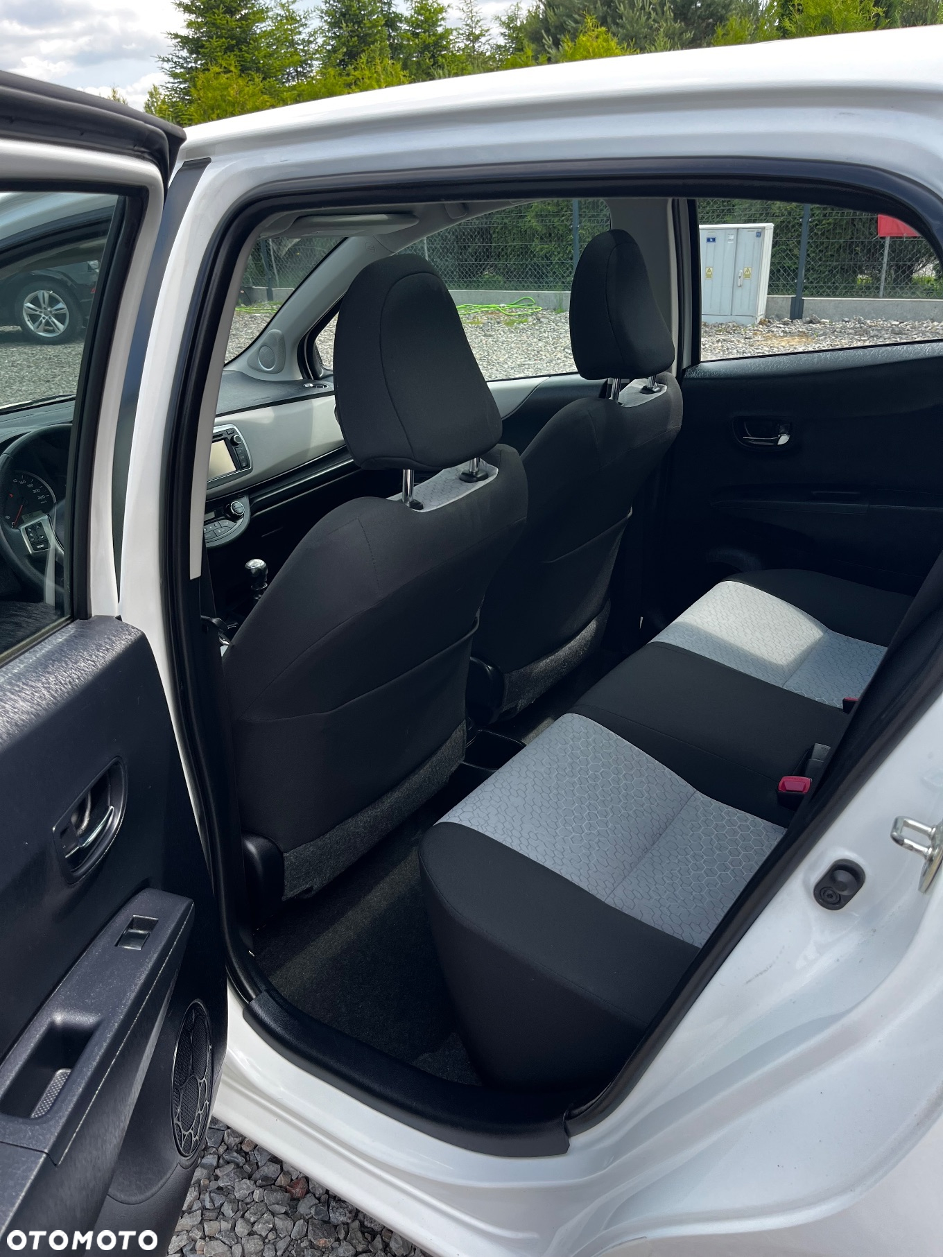 Toyota Yaris 1.4 D-4D Executive - 8